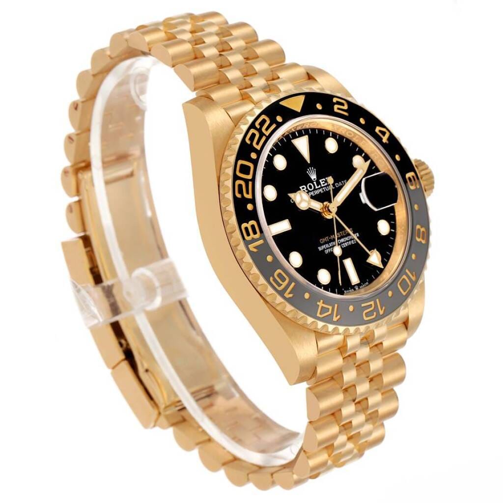 GMT-Master II (Reference 126718GRNR). A 40mm yellow gold automatic wristwatch with date and dual time. 2024