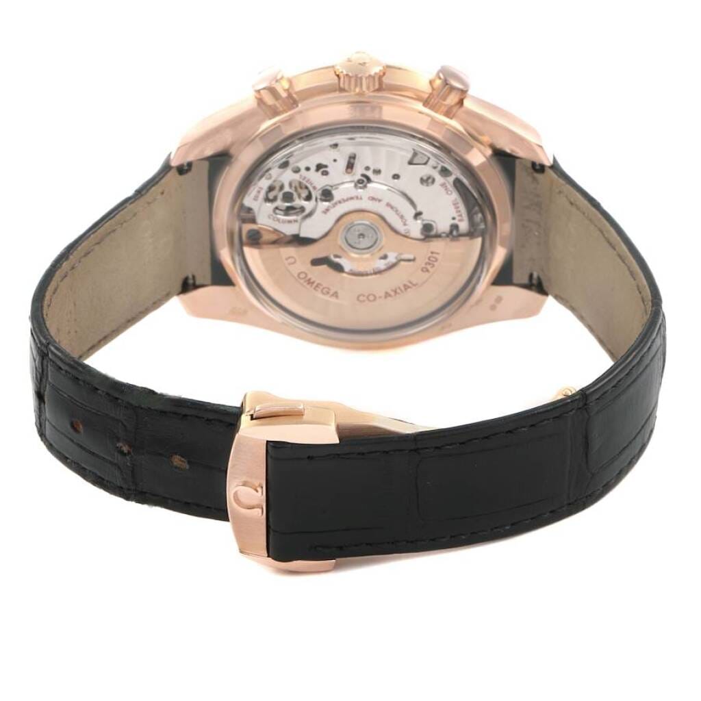 Speedmaster Two Counters (Reference 311.63.44.51.01.001). A 44.25mm rose gold automatic wristwatch with date and chronograph.