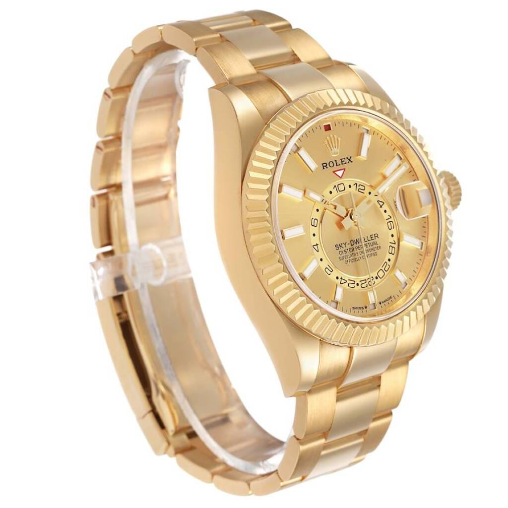 Sky-Dweller (Reference 336938). A 42mm yellow gold automatic wristwatch with date and dual time. 2026