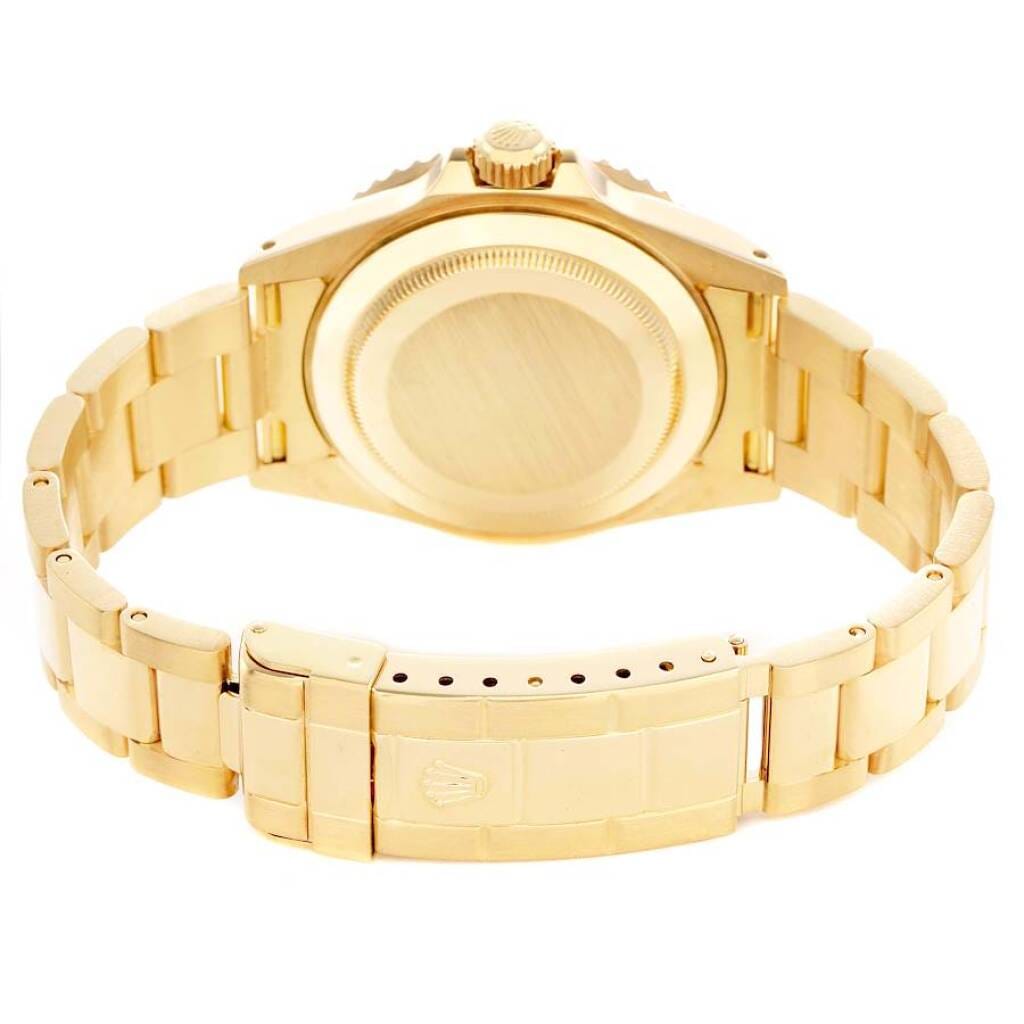 Submariner (Reference 16618). A 40mm yellow gold automatic wristwatch with date. 1993-1994