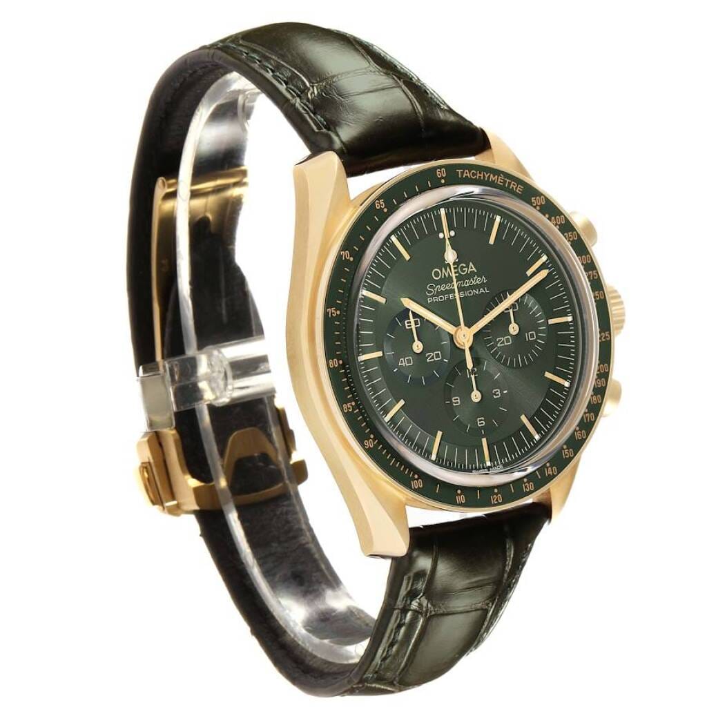 Speedmaster Moonwatch (Reference 310.63.42.50.10.001). A 42mm yellow gold manual wind wristwatch with chronograph.