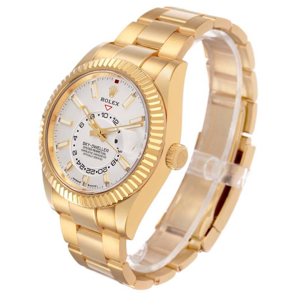Sky-Dweller (Reference 336938). A 42mm yellow gold automatic wristwatch with date and dual time. 2024
