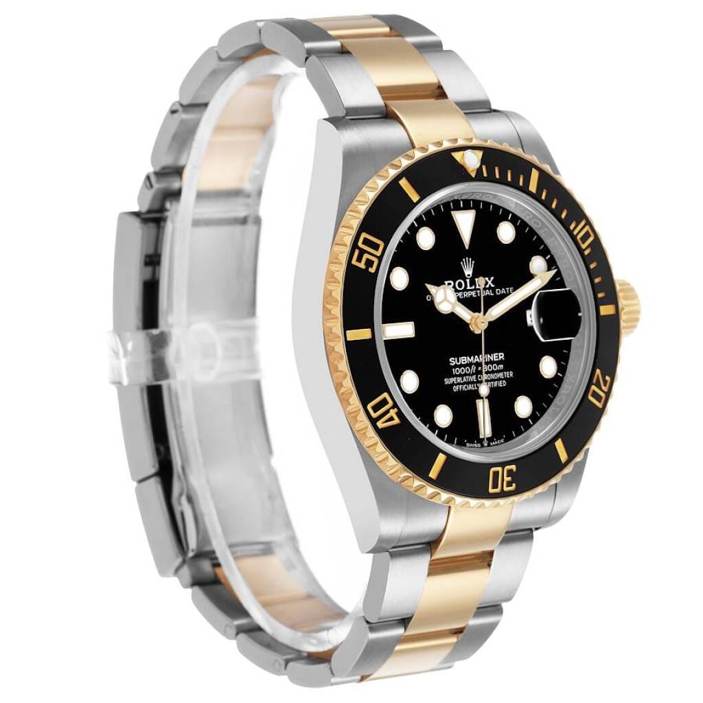 Submariner (Reference 126613LN). A 41mm yellow gold stainless steel automatic wristwatch with date. 2021