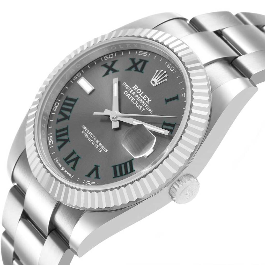 Datejust 'Wimbledon' (Reference 126334). A 41mm white gold stainless steel automatic wristwatch with date.