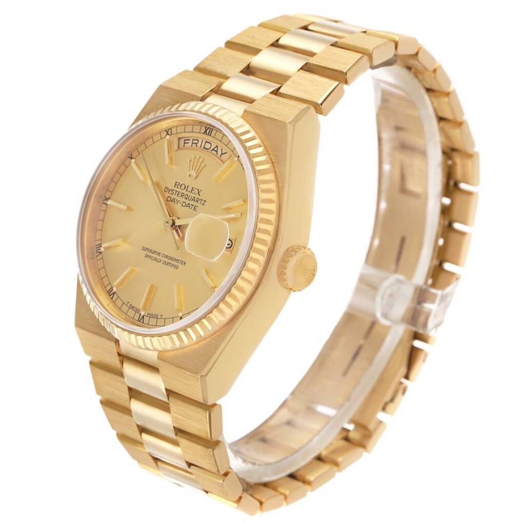 President Day-Date Oysterquartz (Reference 19018). A 36mm yellow gold quartz wristwatch with date and day. 1981-1982