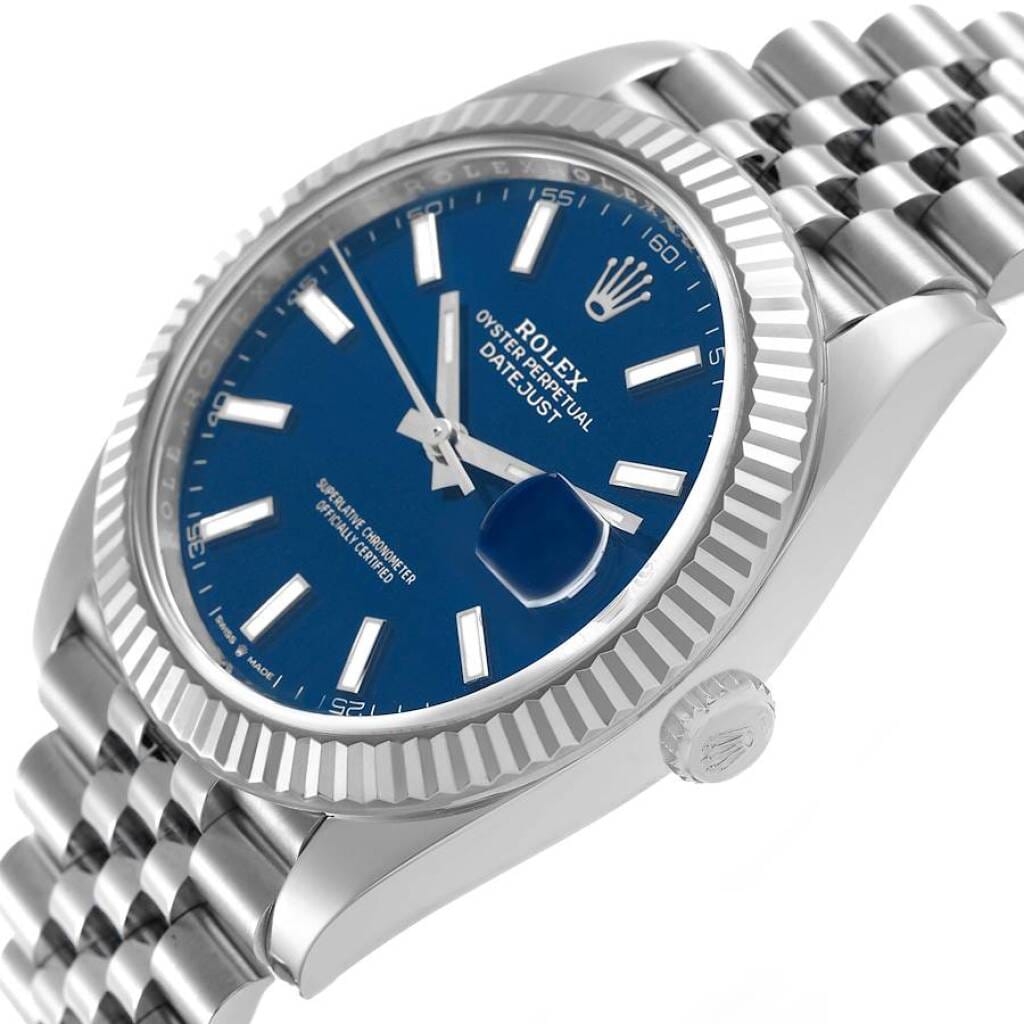 Datejust (Reference 126334). A 41mm stainless steel white gold automatic wristwatch with date.