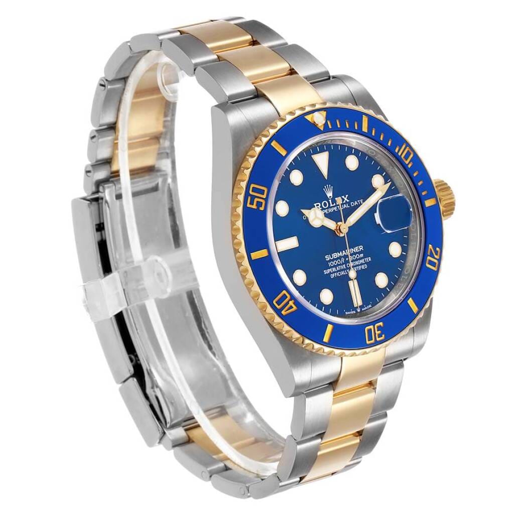 Submariner (Reference 126613LB). A 41mm yellow gold stainless steel automatic wristwatch with date