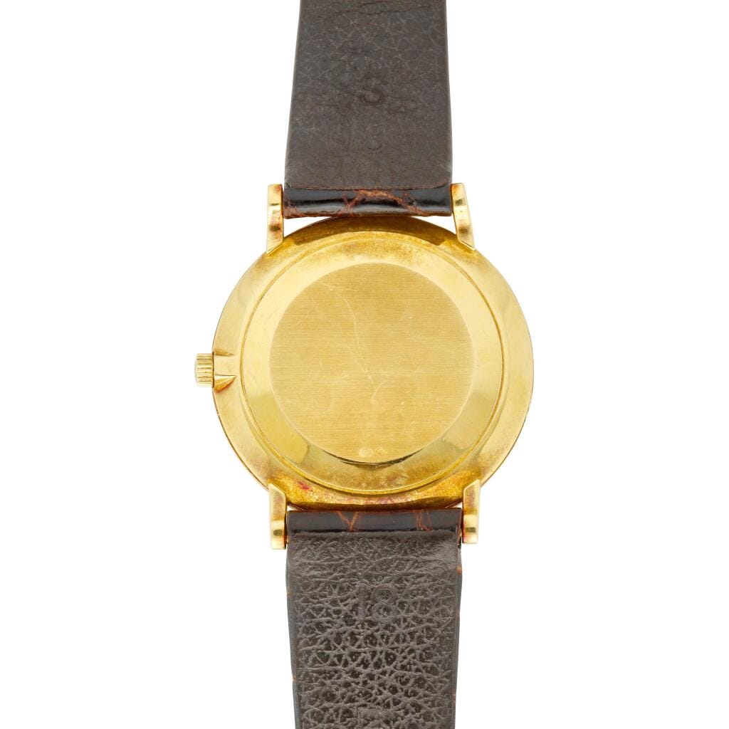 Calatrava (Reference 5022J). A 33mm yellow gold manual wind wristwatch. Circa 2000