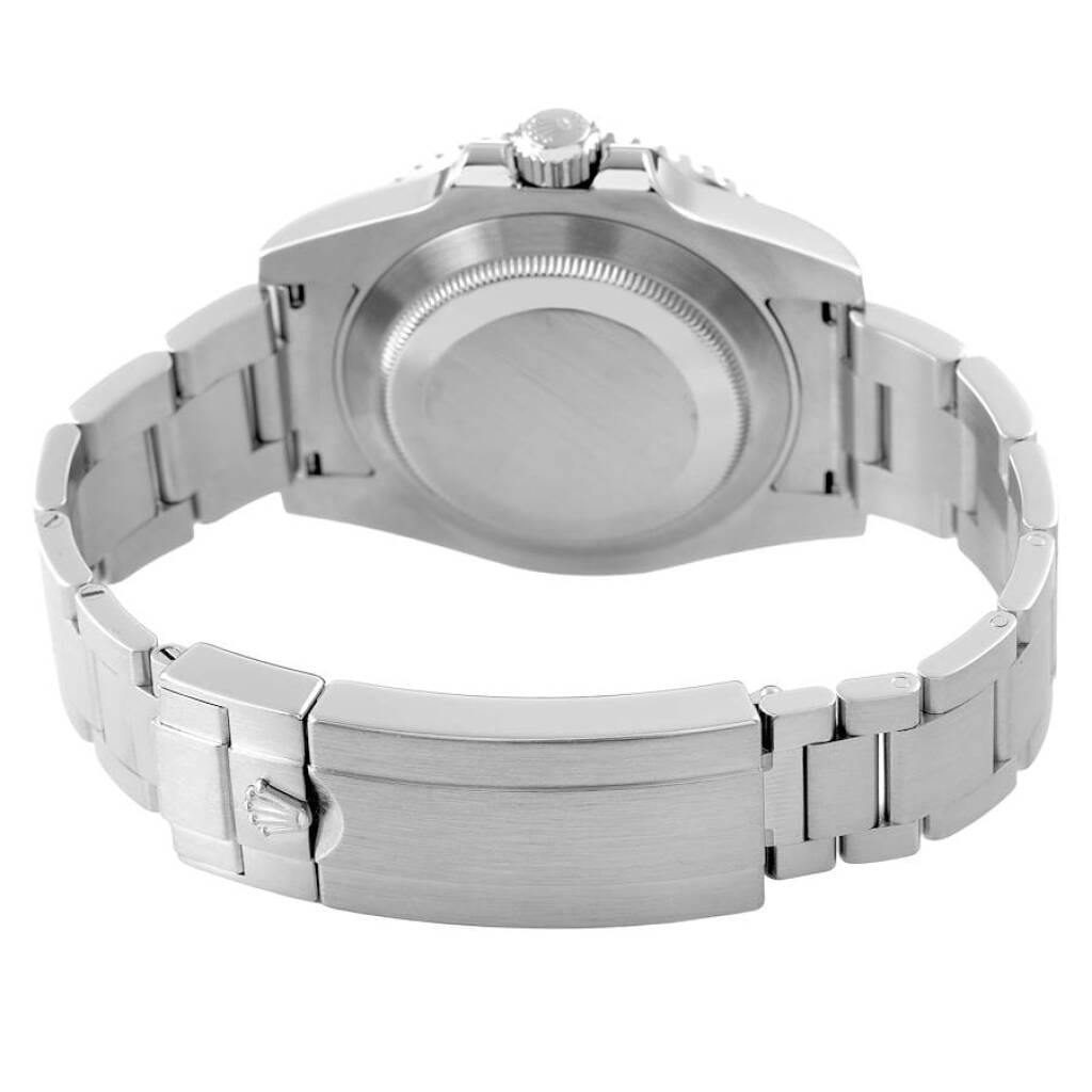 Submariner (Reference 116610LN). A 40mm stainless steel automatic wristwatch with date. 2016