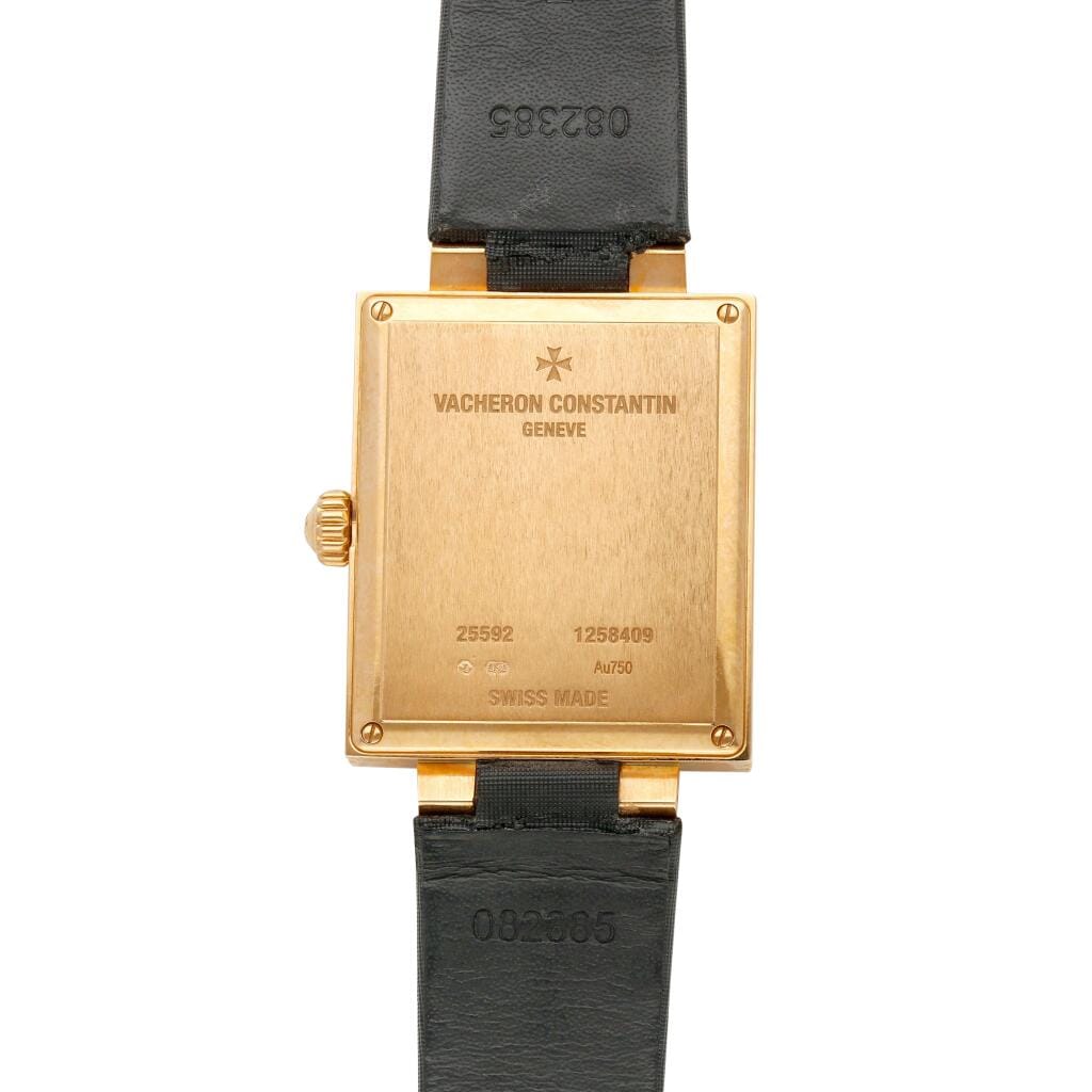Vacheron Constantin (Reference 25592/000R-9763). A 38.3mm rose gold quartz wristwatch. 2026