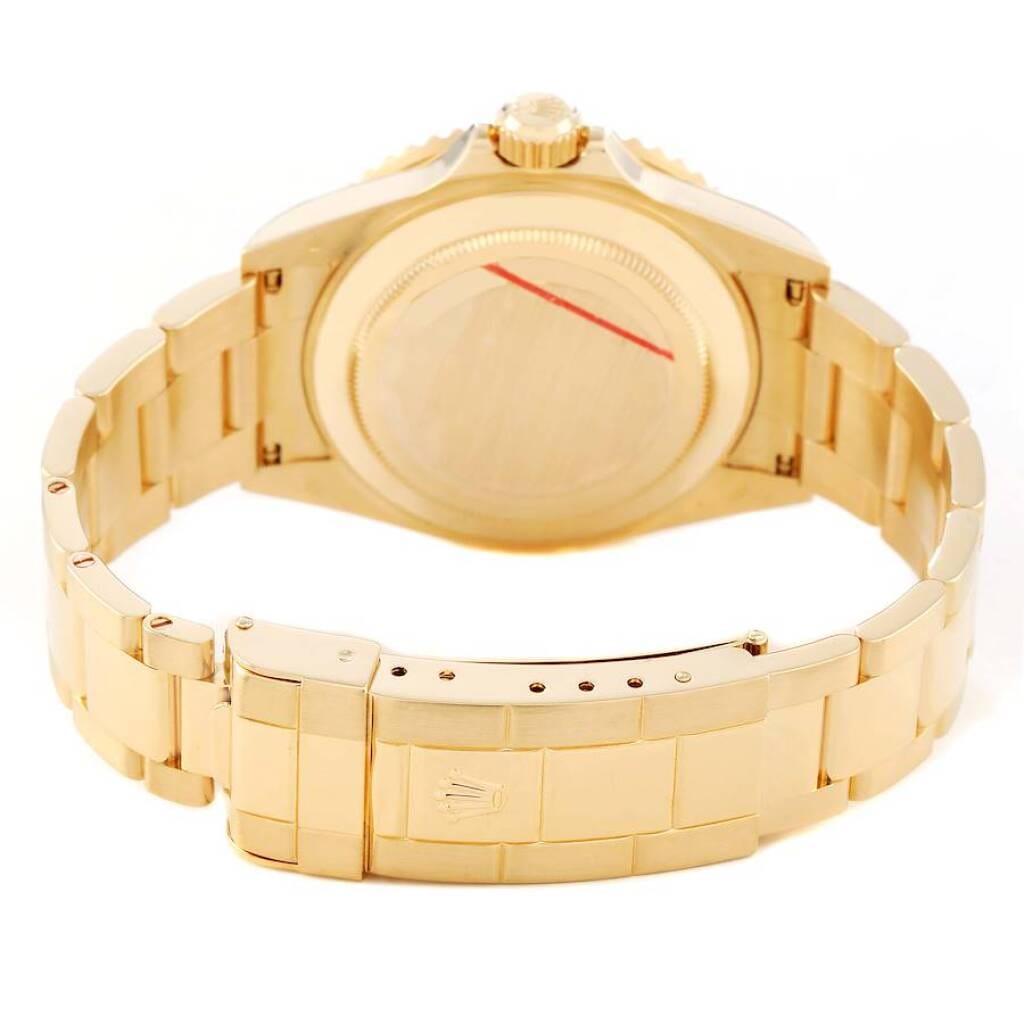 Submariner (Reference 16618). A 40mm yellow gold automatic wristwatch with date. 2006