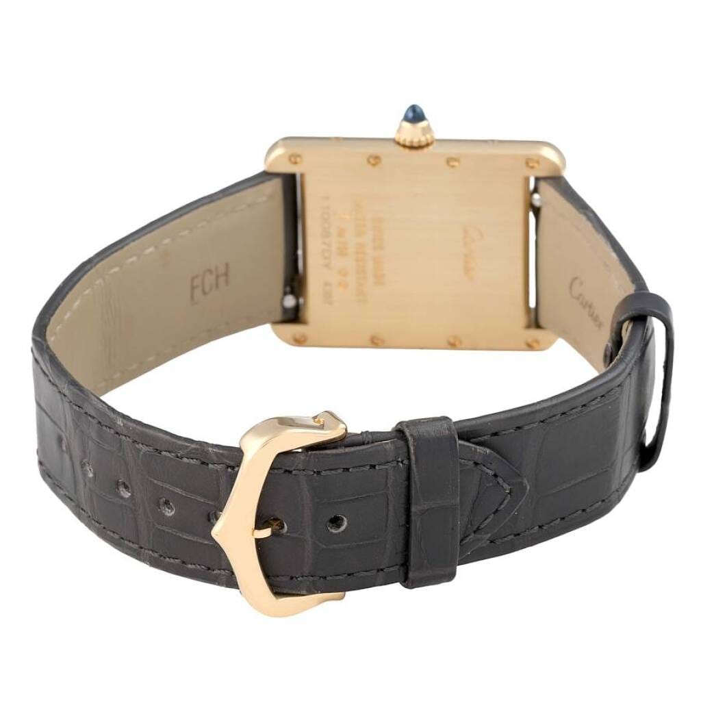 Tank Louis Medium (Reference WGTA0067). A 33.7mm yellow gold quartz wristwatch.