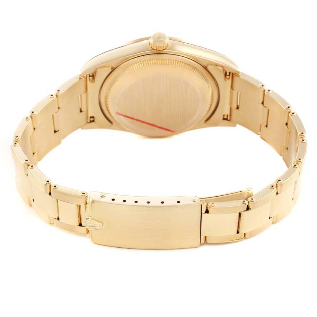 Date (Reference 15238). A 34mm yellow gold automatic wristwatch with date. 1991-1992