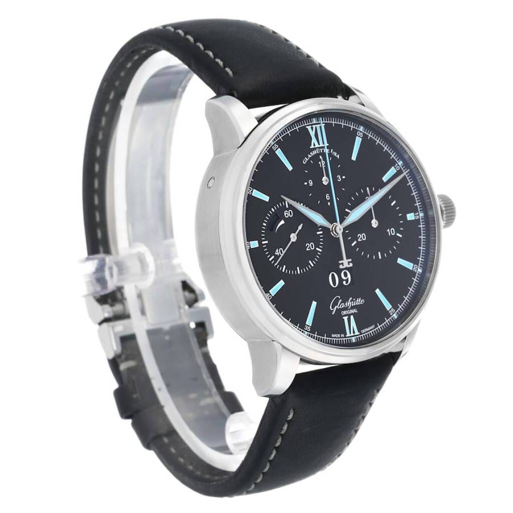 Senator Panorama (Reference 1-37-01-03-02-35). A 42mm stainless steel automatic wristwatch with date and chronograph.