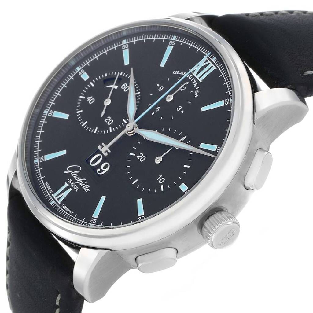 Senator Panorama (Reference 1-37-01-03-02-35). A 42mm stainless steel automatic wristwatch with date and chronograph.