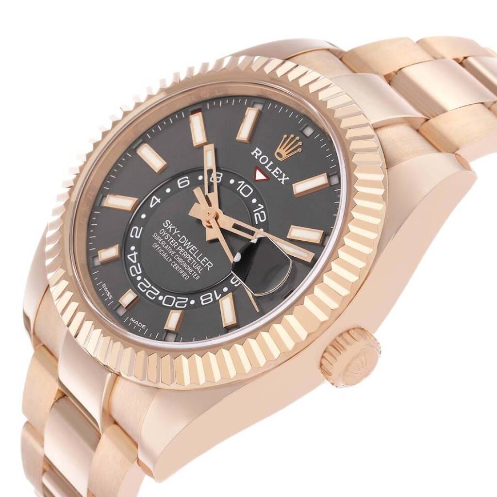 Sky-Dweller (Reference 326935). A 42mm rose gold automatic wristwatch with date and dual time. 2019