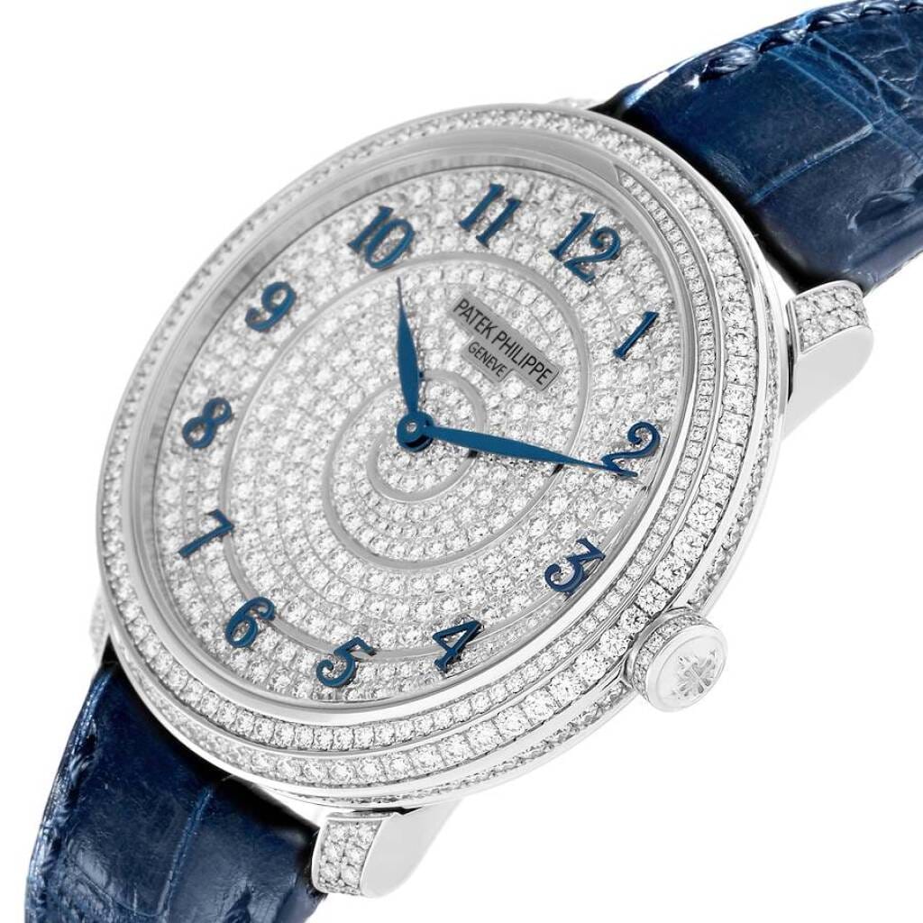 Calatrava (Reference 4978/400G-001). A 36.5mm white gold diamond-set automatic wristwatch. 2020