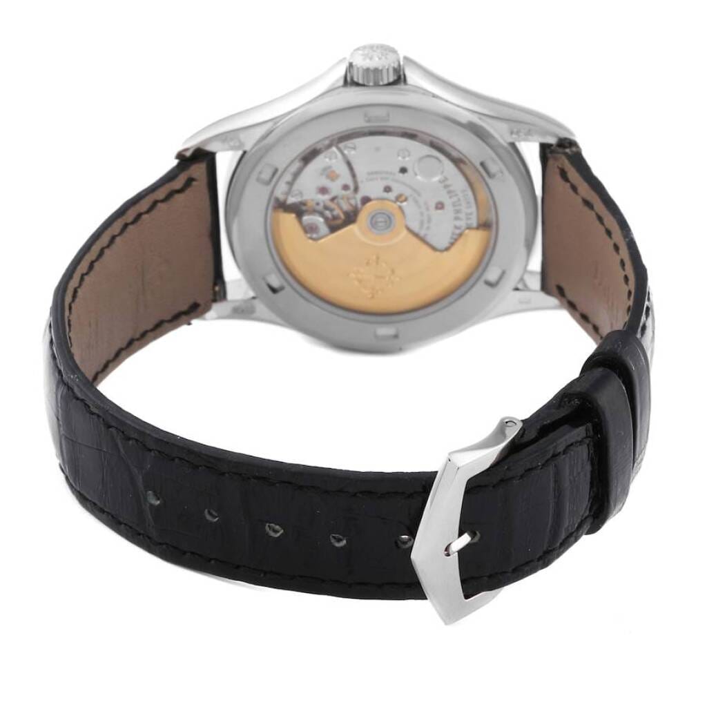 Calatrava (Reference 5108G-010). A 36.5mm white gold diamond-set automatic wristwatch with date. 2010
