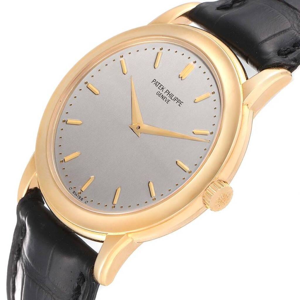 Calatrava (Reference 5032J). A 36mm yellow gold automatic wristwatch.