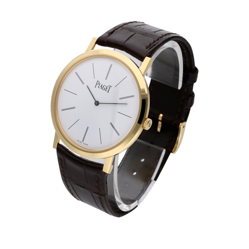 Altiplano Ultra Thin. A 38mm yellow gold manual wind wristwatch.