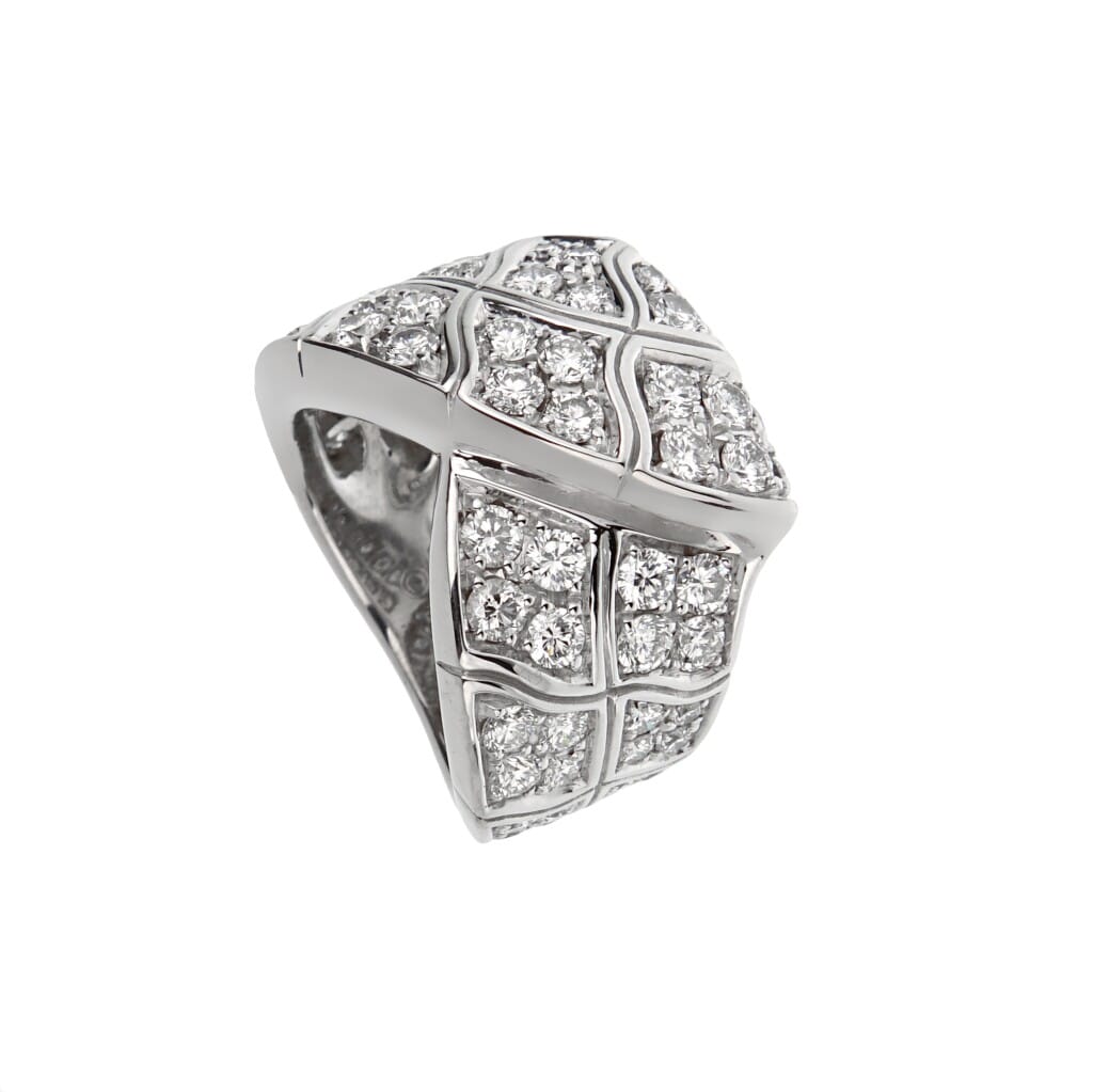 White Gold and Diamond Ring