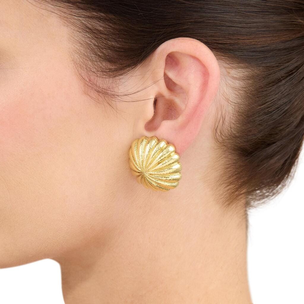 Gold Hammered Earclips