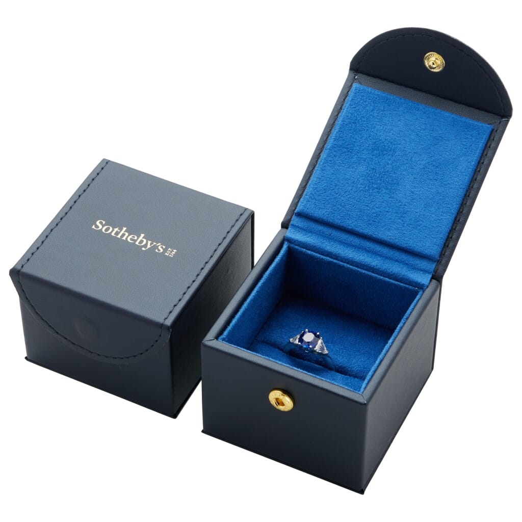 Platinum, 3.25ct Ceylon Sapphire and Diamond Ring