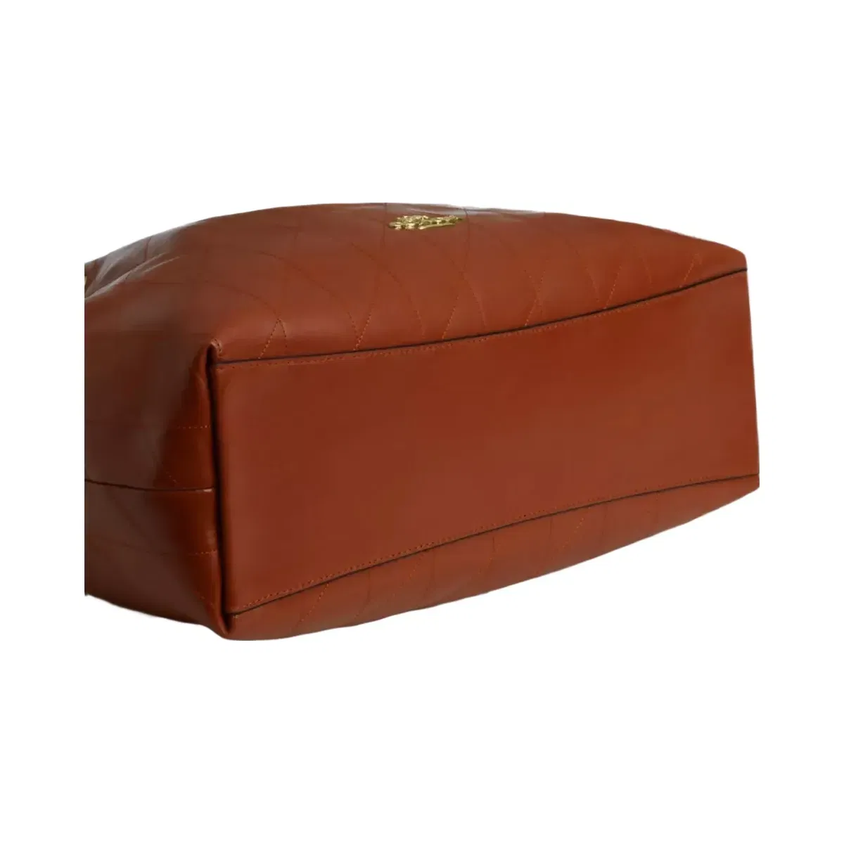Coach Evelyn Shoulder Bag With Quilting And Charm in Gold Cinnamon
