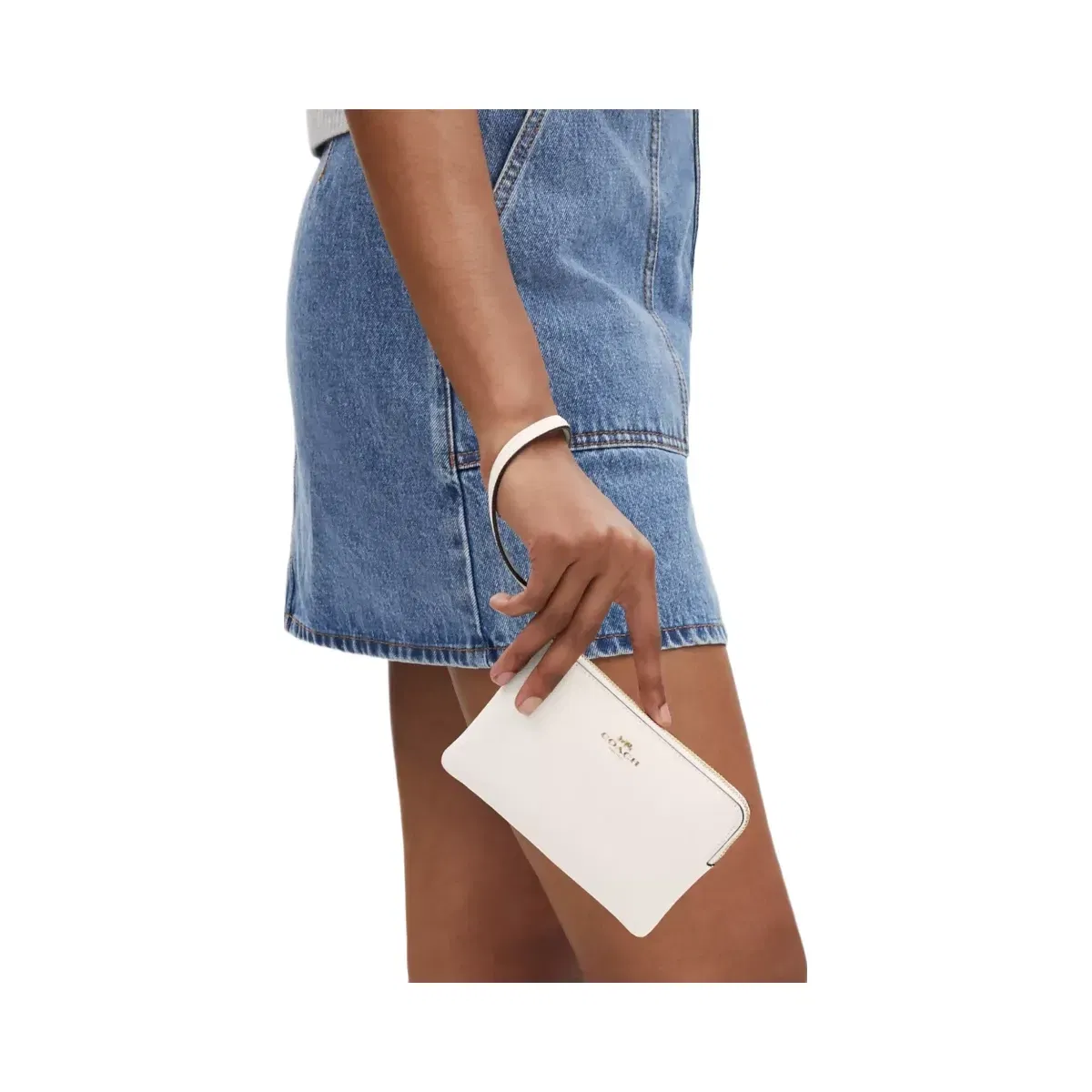 Coach Corner Zip Wristlet in Gold Chalk