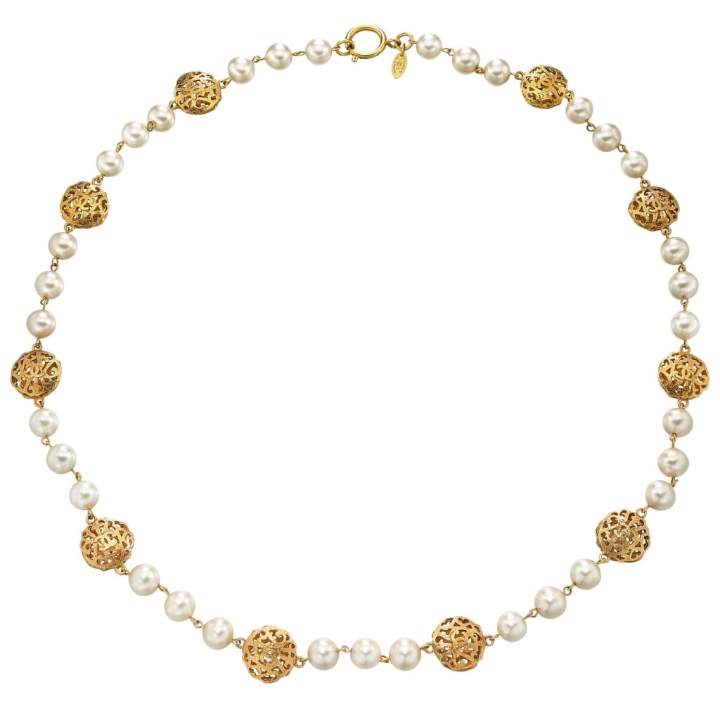 Gold Metal and Imitation Pearl Necklace