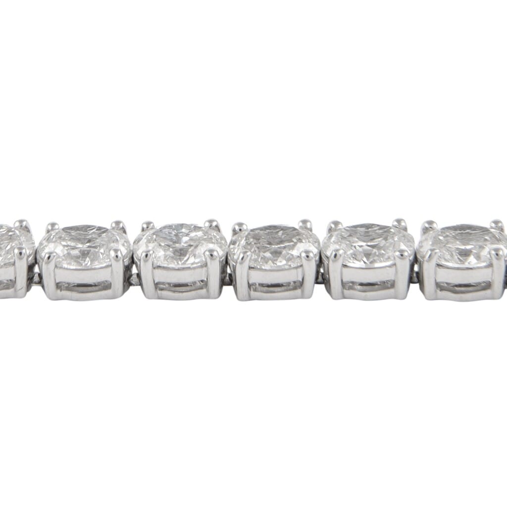 White Gold and 8.80ctw Oval Cut Diamond Tennis Bracelet