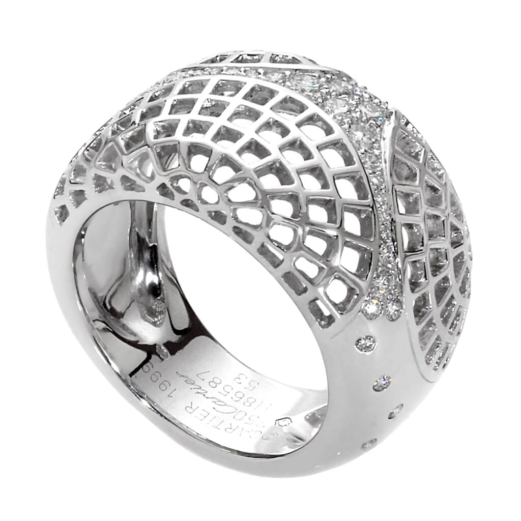 White Gold and Diamond Nouvelle Vague Suite