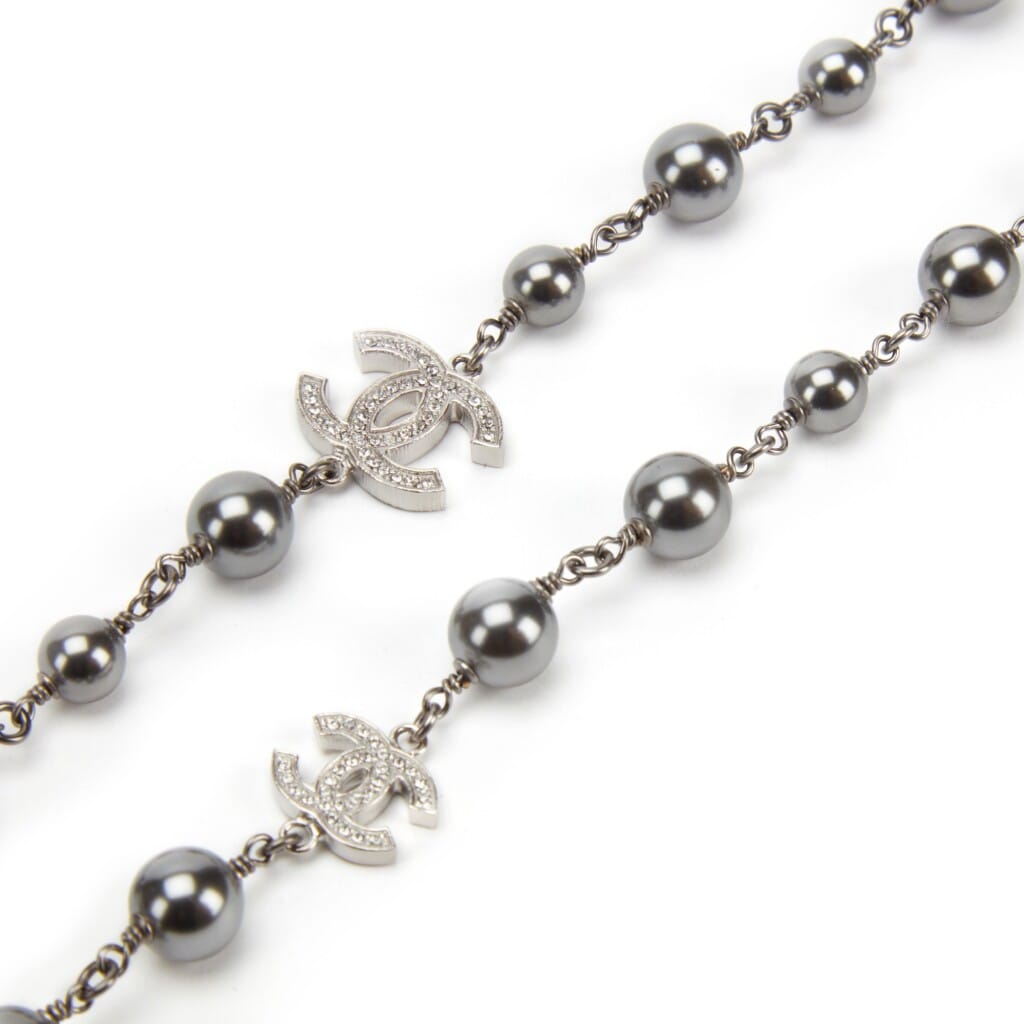 Gray Imitation Pearl, Strass and Ruthenium CC Necklace