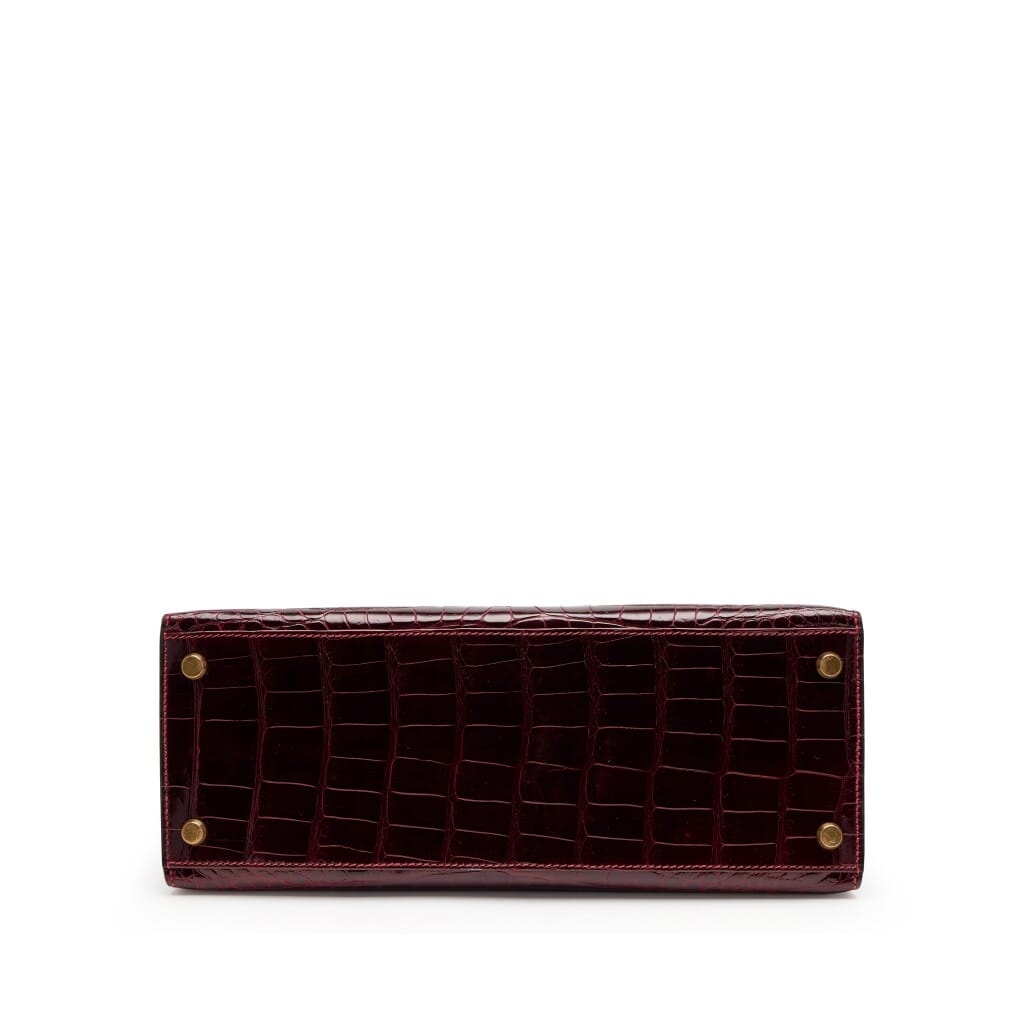 Vintage Rouge H Shiny Caiman Crocodile Sellier Kelly 28 Gold Hardware, 1981