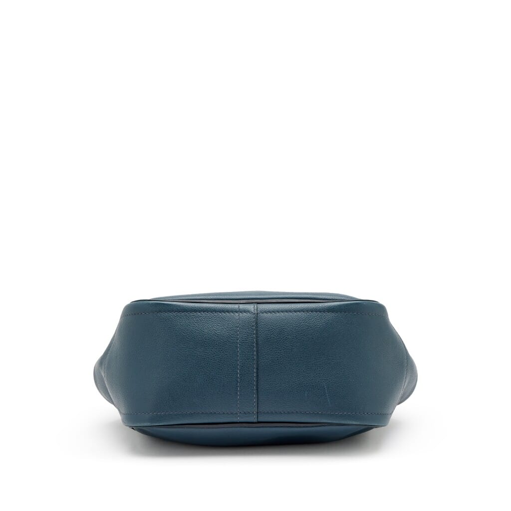 Bleu de Prusse Evergrain Convoyeur 25 Gold Hardware, 2015