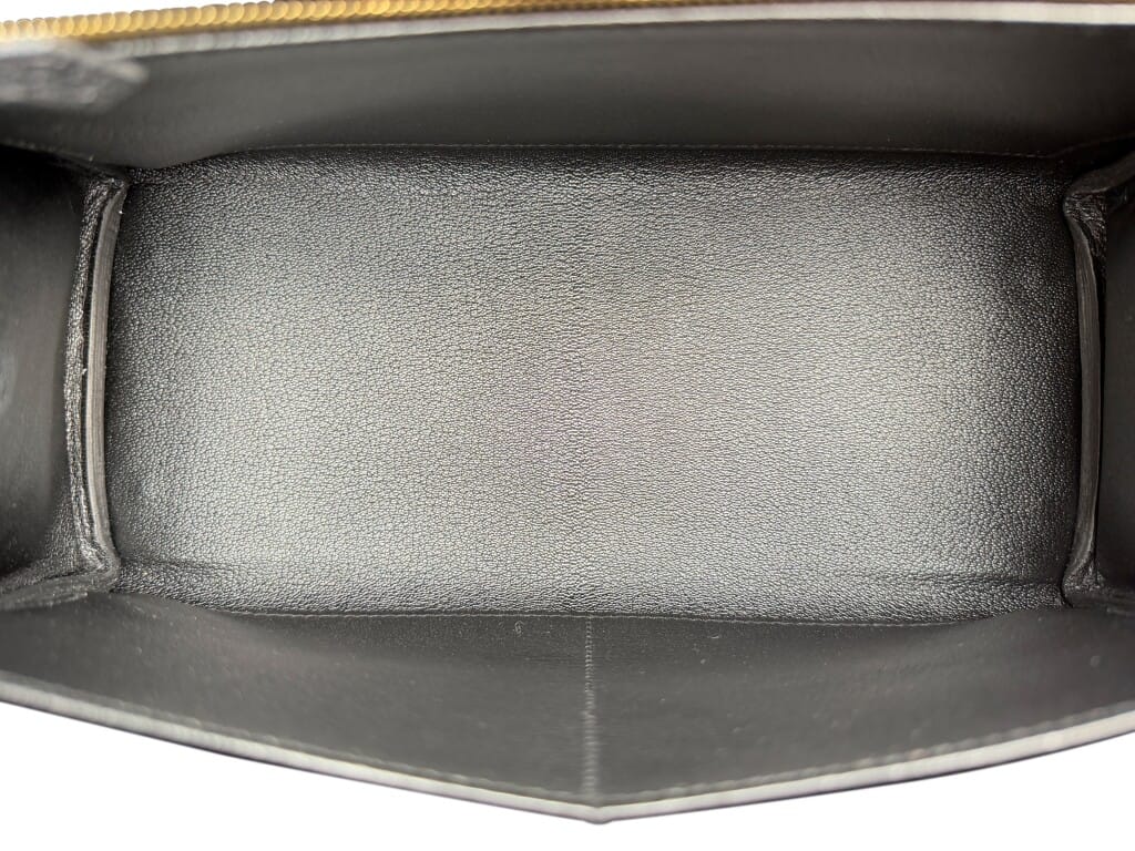 Black Togo Retourne Kelly 28 Gold Hardware, 2026