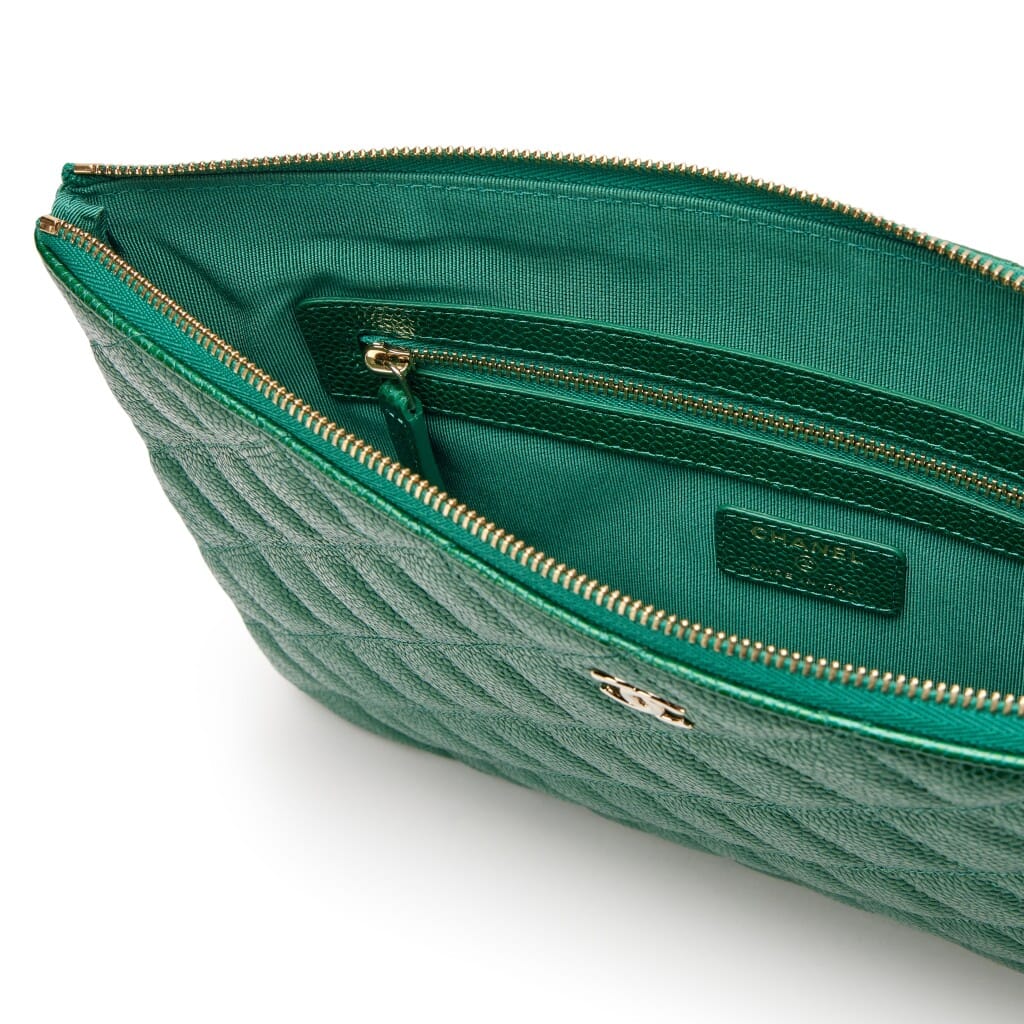 Metallic Pearly Green Quilted Caviar Large O Case Pouch Light Gold Hardware, 2018
