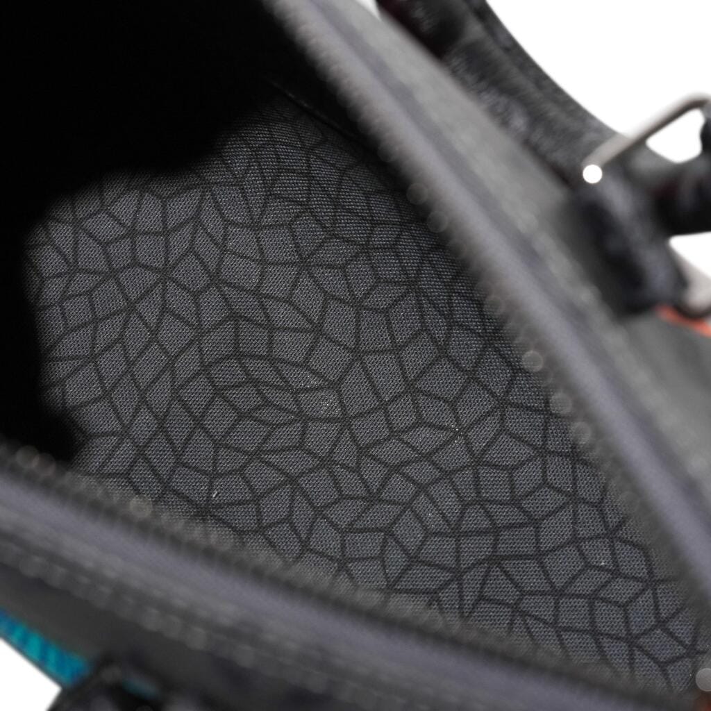 x Yayoi Kusama Monogram Eclipse Reverse Pumpkin Coated Canvas Keepall Bandoulière 25 Silver Hardware, 2023