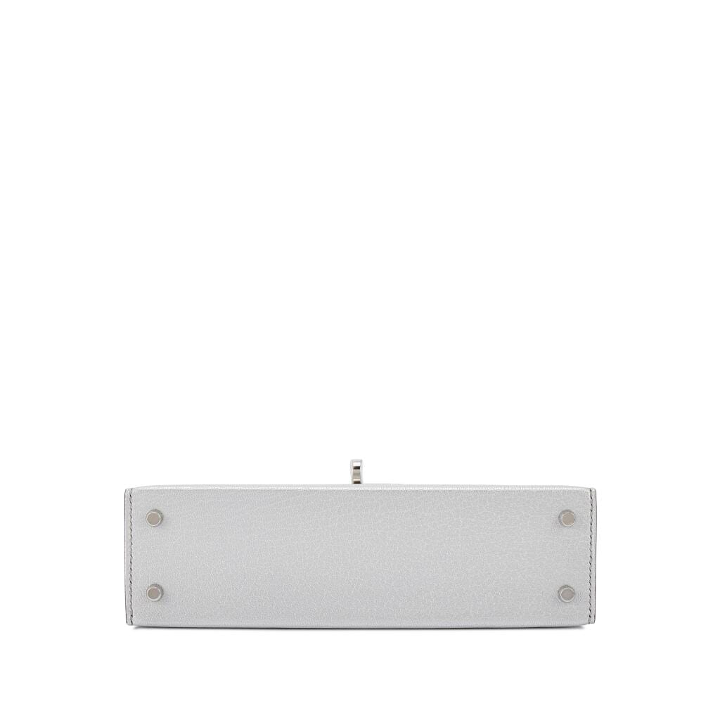 Limited Edition Gris Argenté Chèvre Chamkilight Metallic Mini Kelly II 20 Palladium Hardware, 2025