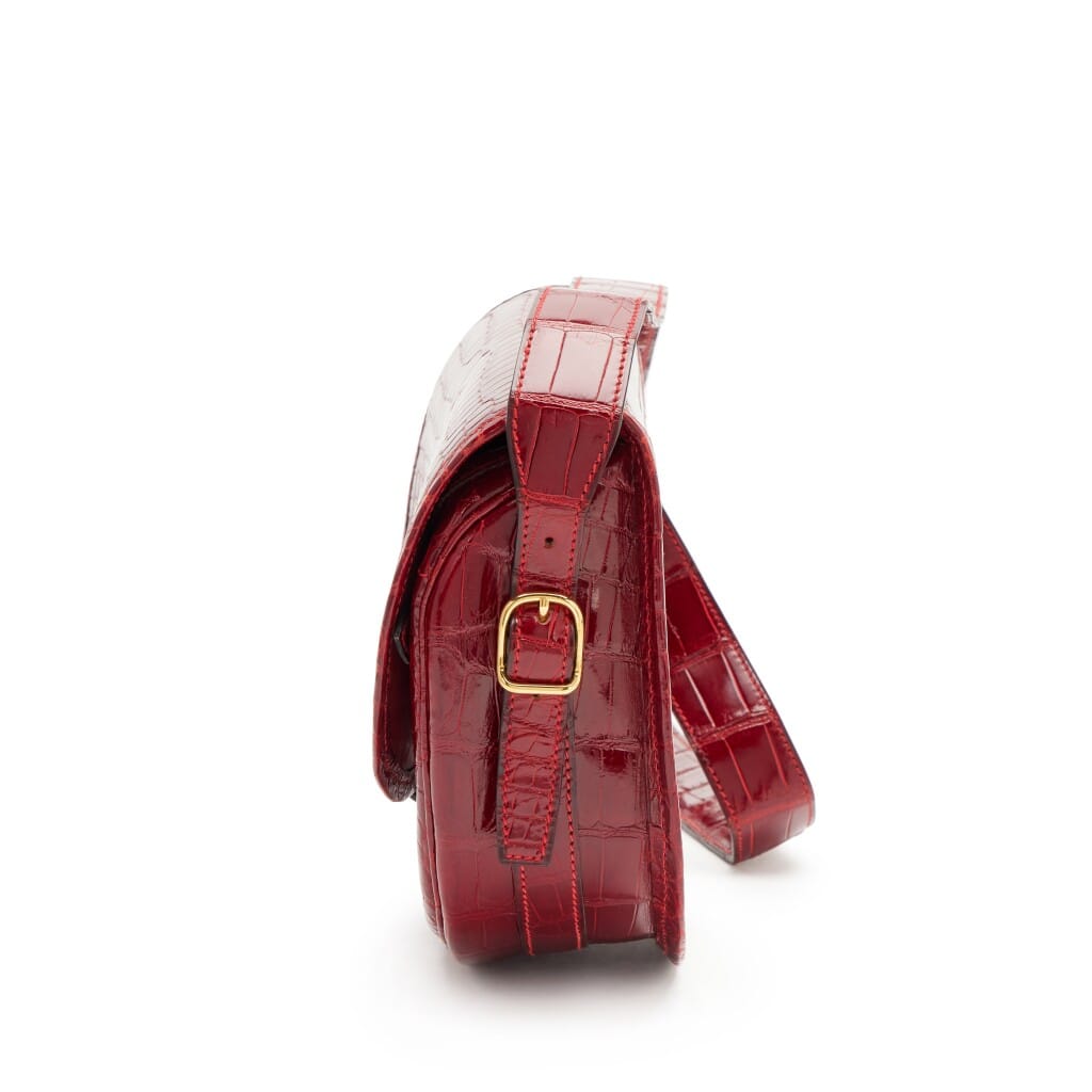 Vintage Rouge Vif Shiny Porosus Crocodile Balle De Golf Bag Gold Hardware, 1980s