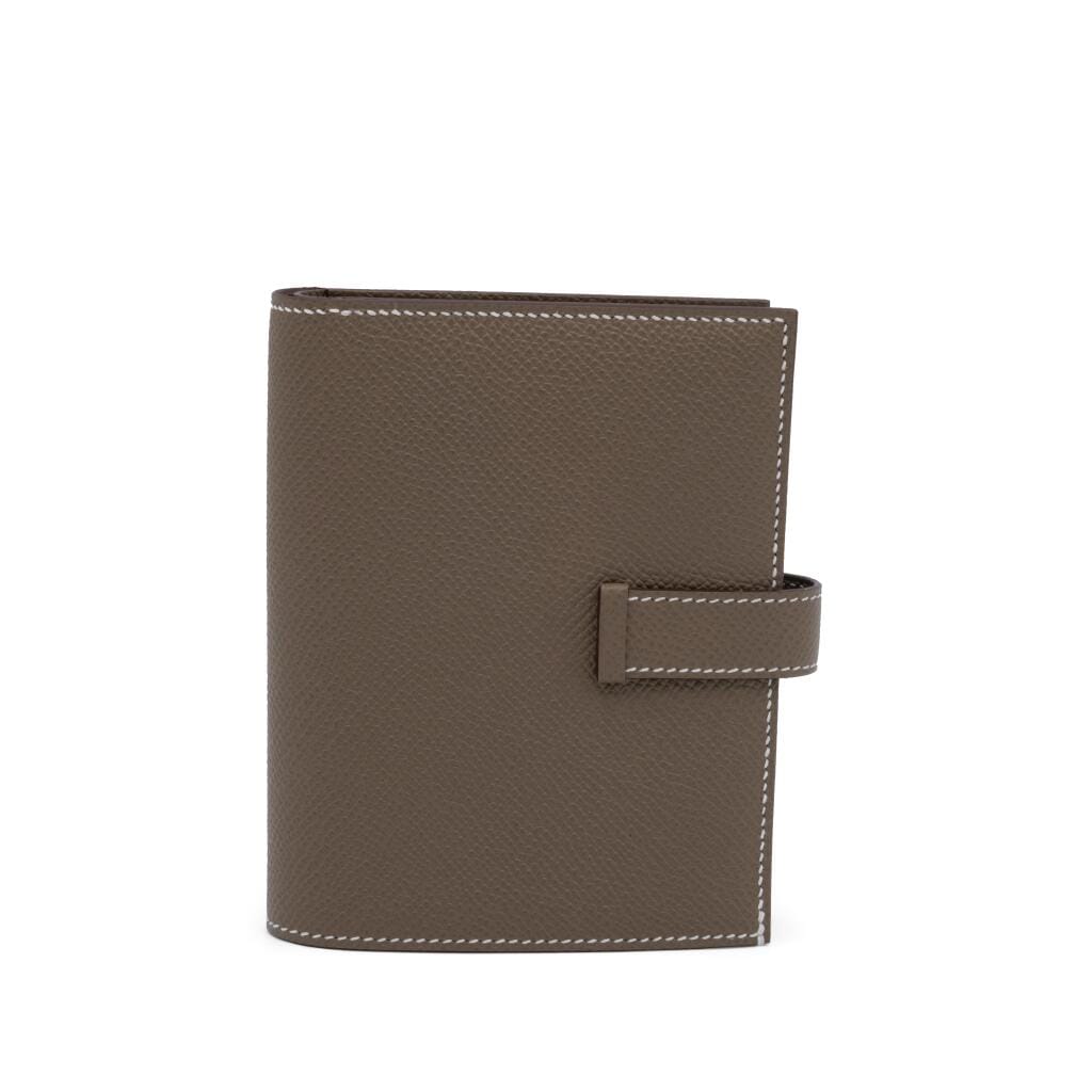 Etoupe Epsom Bearn Compact wallet Gold Hardware, 2025