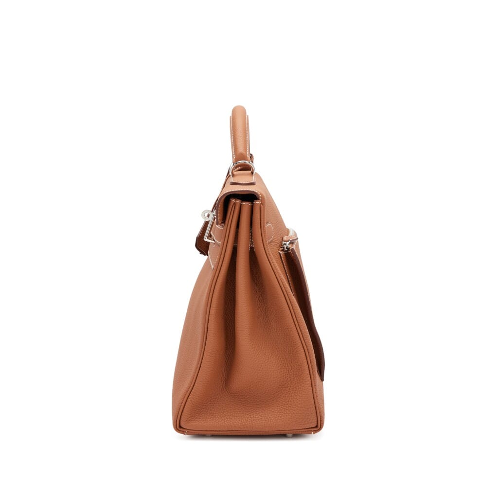 Gold Togo Maxi Kelly 42 Retourne Palladium Hardware, 2023