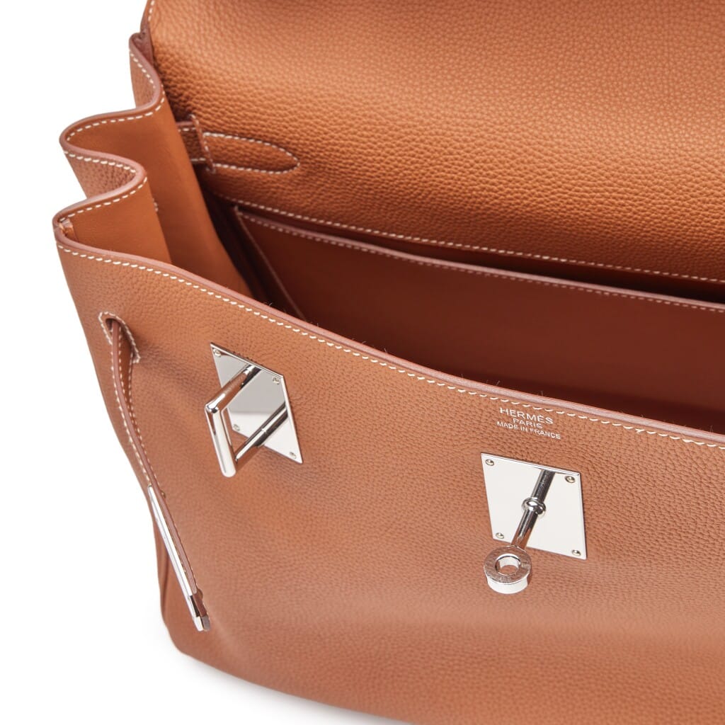 Gold Togo Maxi Kelly 42 Retourne Palladium Hardware, 2023