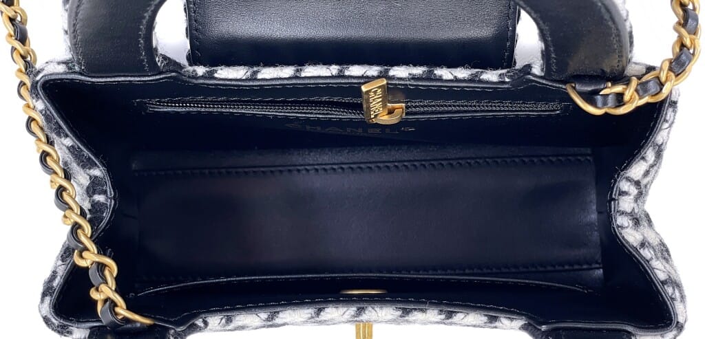 Black and White Houndstooth Tweed Small Kelly Bag Aged Gold Hardware, 2024