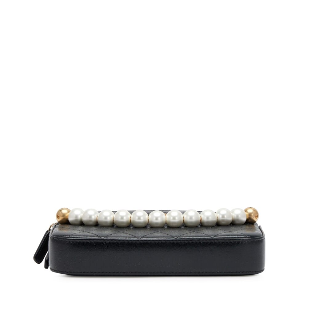 Black Quilted Goatskin Small Chic Pearls Clutch with Chain Aged Gold Hardware, 2019