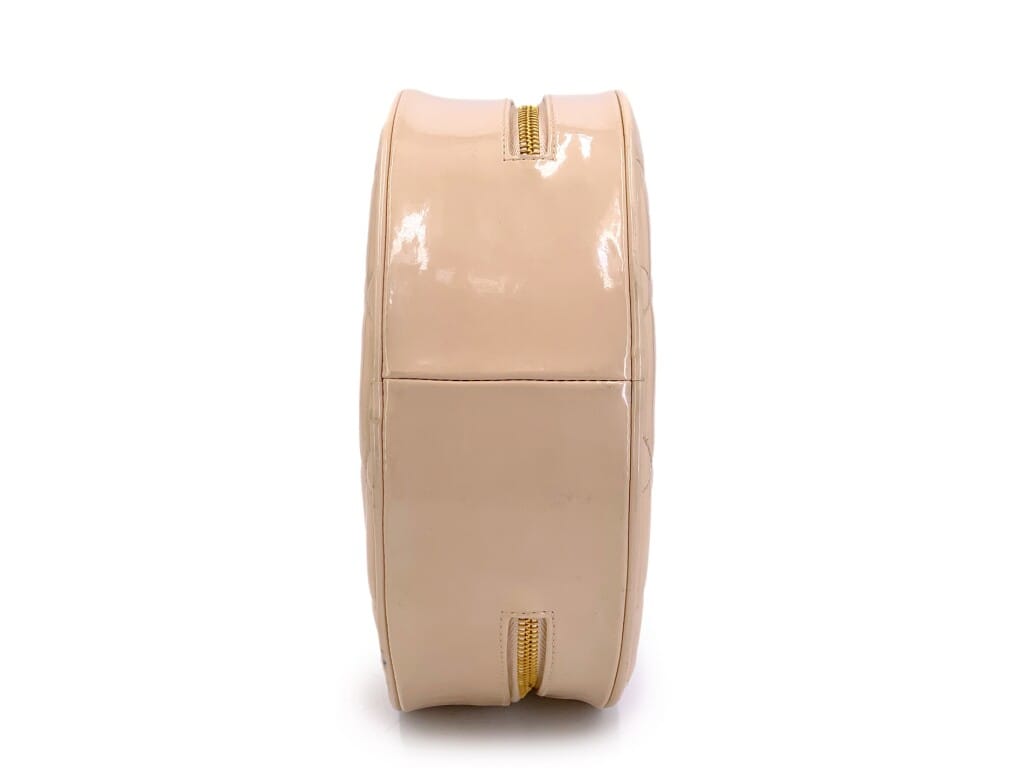 Vintage Beige Quilted Patent Barbie Round Vanity Case Gold Hardware, 1995