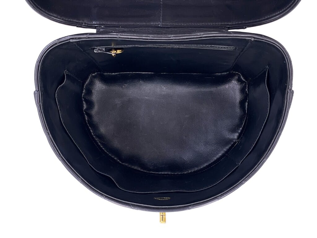 Vintage Black Chevron Quilted Lambskin Round Vanity Case Gold Hardware, 1991-1994