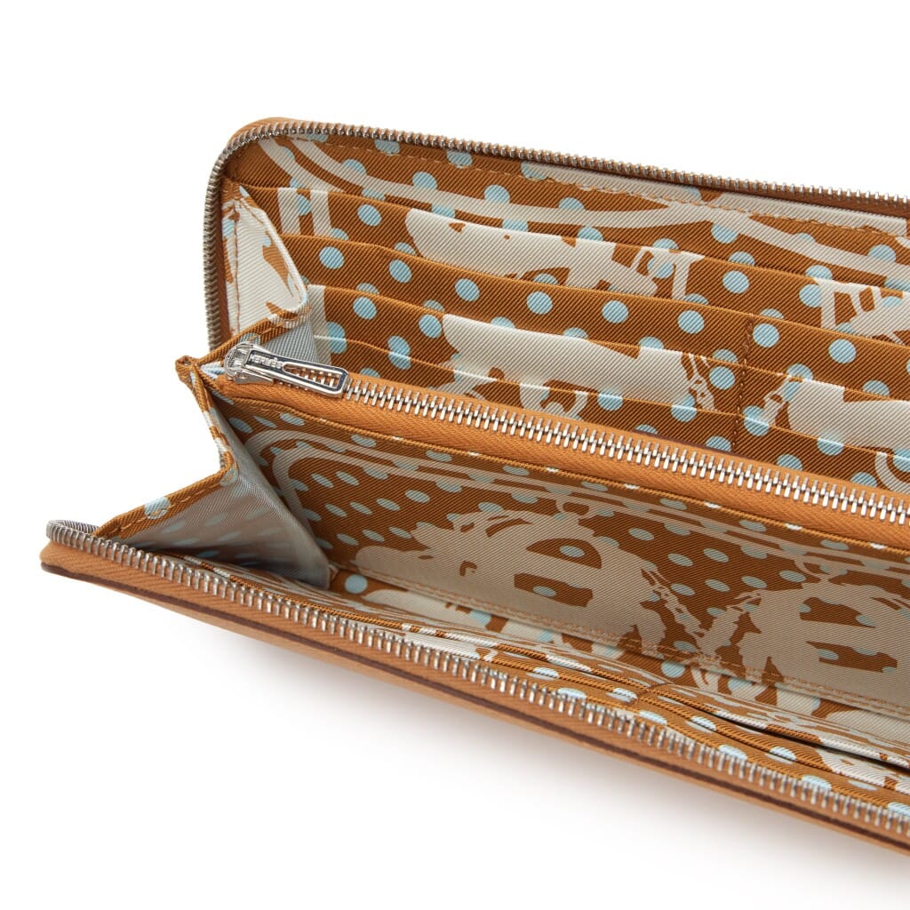Sesame Epsom Silk'In Classique Long Wallet Palladium Hardware, 2020