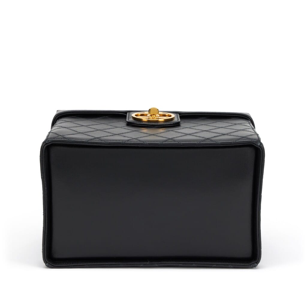 Black Quited Lambskin Large Circle CC Vanity Case Gold Hardware, 1994-1996