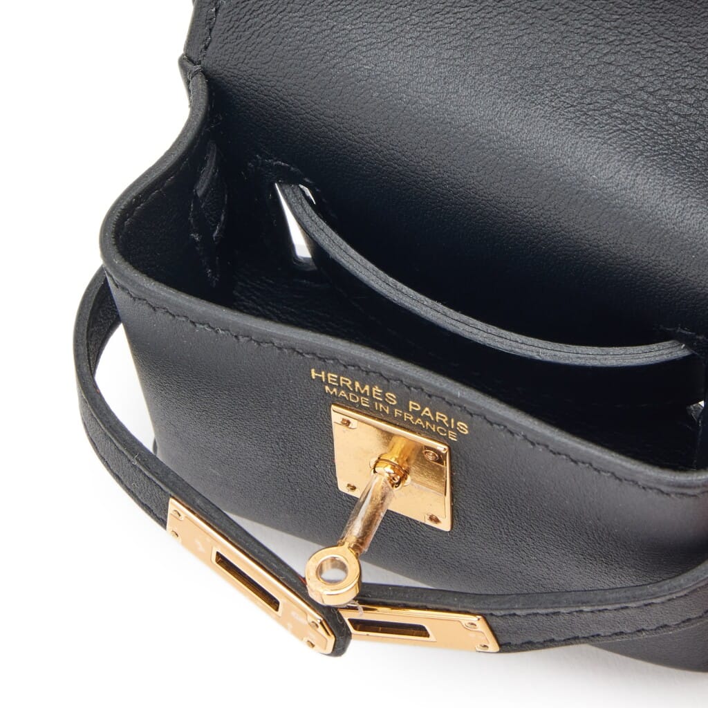 Black Swift Kelly Moove Bag Gold Hardware, 2023